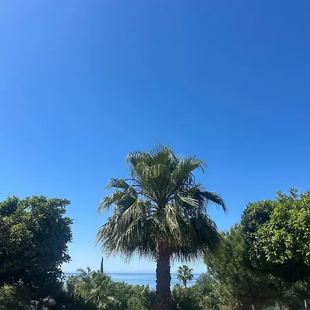 Renovated Sea View Apt 150M From El Cristo Beach Apartment