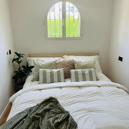 Renovated Sea View Apt 150M From El Cristo Beach Apartment *