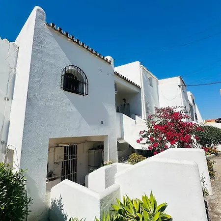 Renovated Sea View 150m From El Cristo Daire *