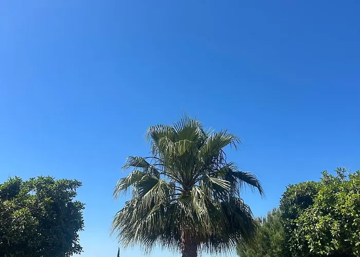 Renovated Sea View 150m From El Cristo Apartment