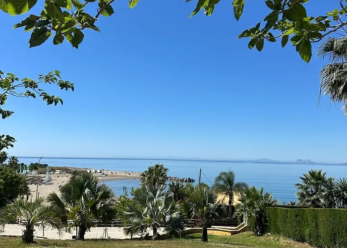 Renovated Sea View 150m From El Cristo Estepona